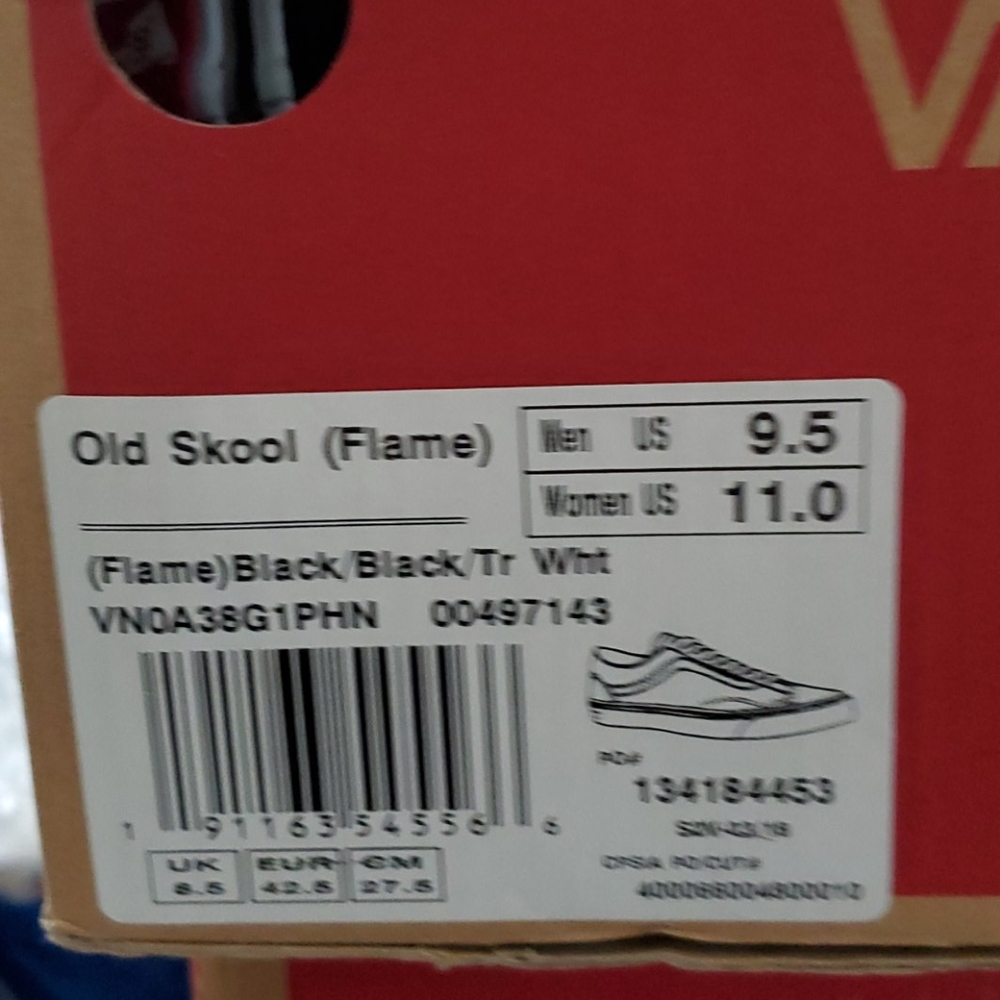 Vans - Picture 4 of 4